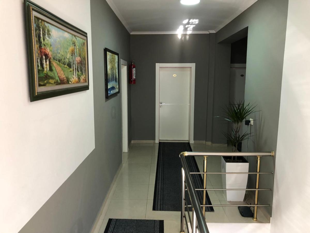Primavera Hotell Tiranë